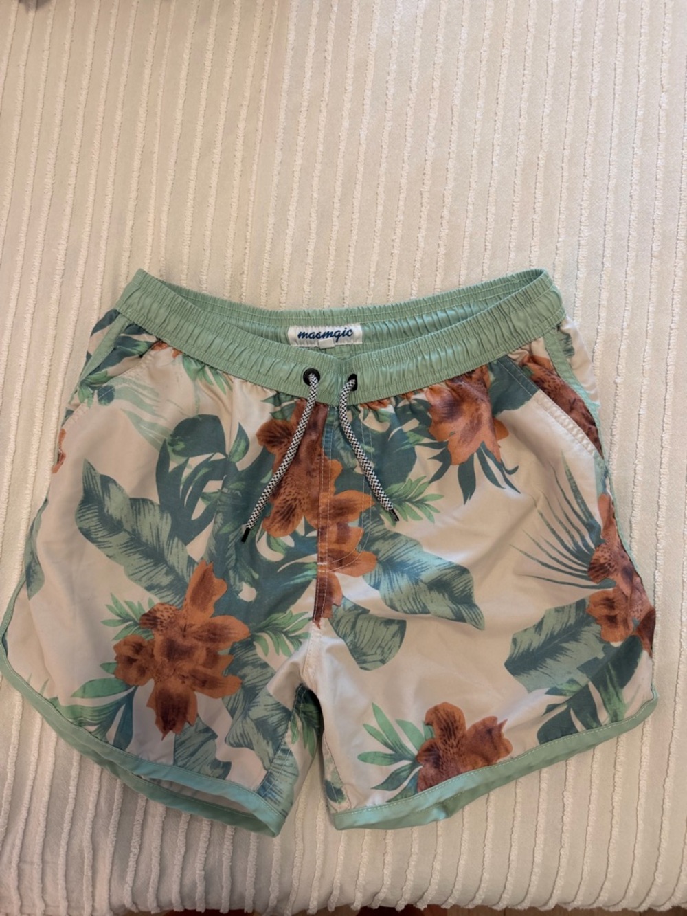 Maamgic Medium Men's Green Tropical Floral Swim Trunks